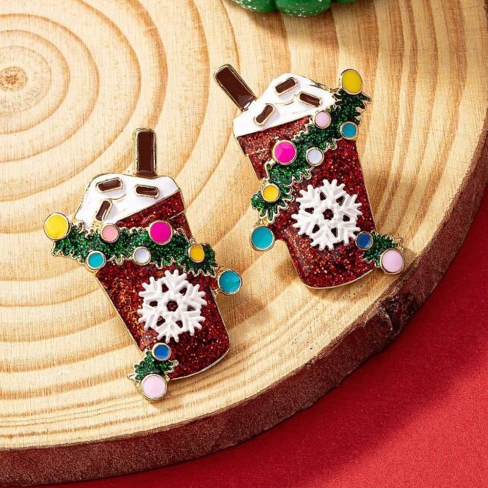 New 1pair Fashionable Minimalist & Versatile Christmas Drink cup earrings.
